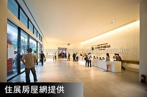 浮洲合宜住宅　輕隔間牆用料合法