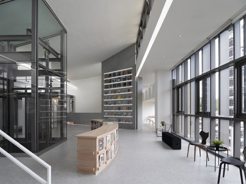 翻新知識殿堂  在書香與陽光中茁壯心靈的力量