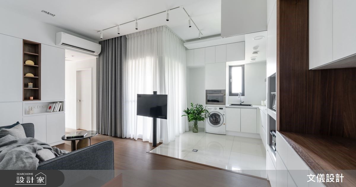 混搭白與木紋的現代療癒術！融入滿點收納的實用內在，創造小宅最大潛能