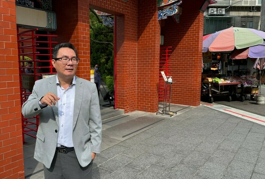 建築師公會跳下來驗屋，真的能「客觀公正」嗎？富哥拆解「球員兼裁判」...
