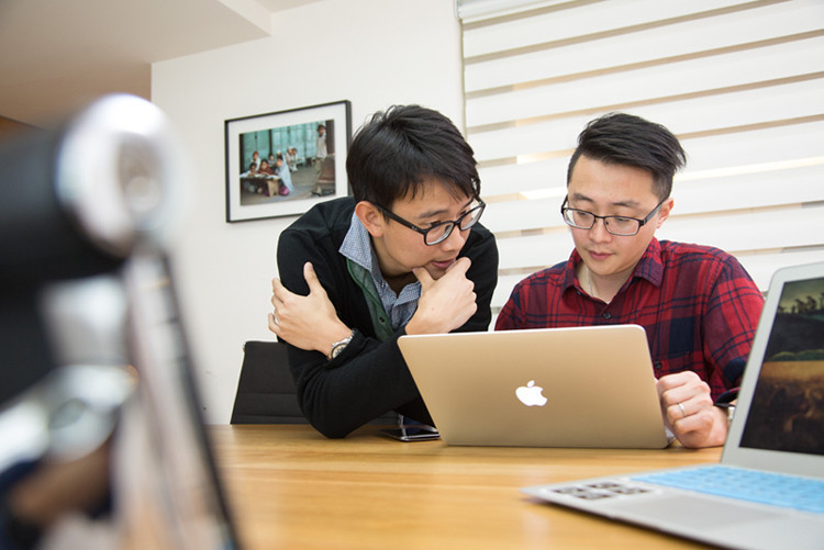 歐巴馬、Google施密特鼓吹，超過180個國家響應