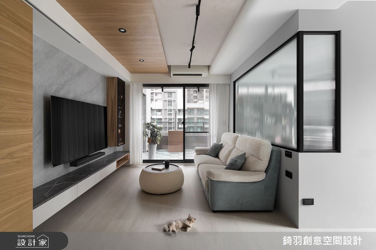 預售屋客變成就滿分日常，只有21坪也可以擁有獨立玄關與療癒系中島吧檯!