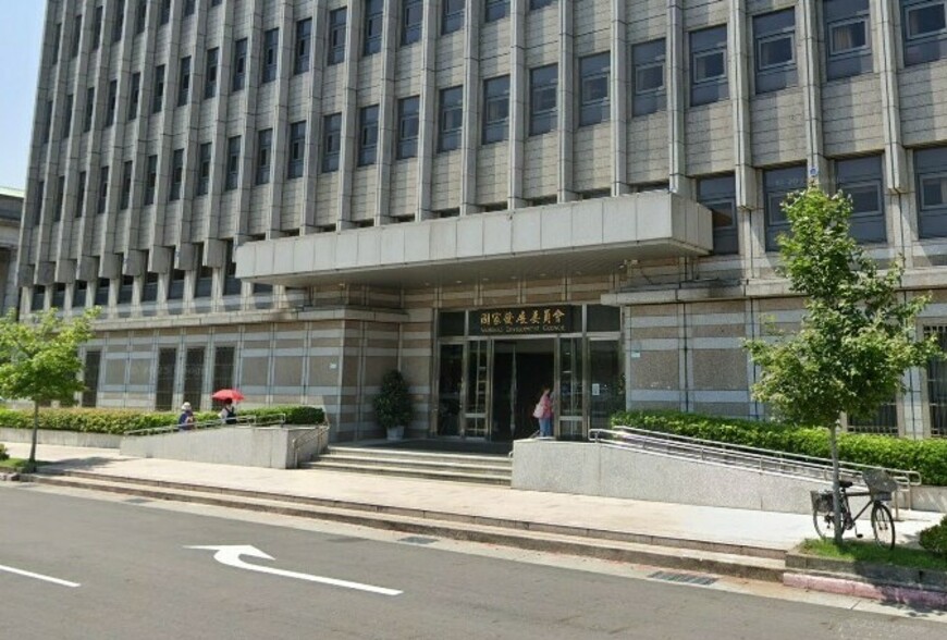 景氣燈號連兩月綠燈 國發會示警：下半年成長動能趨緩