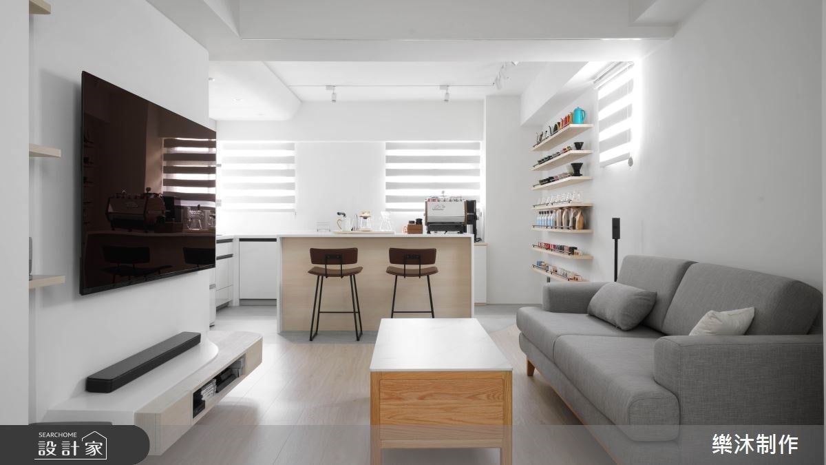 美好的一天從煮杯咖啡開始！純白北歐風打亮小宅，老屋翻新迎來理想生活