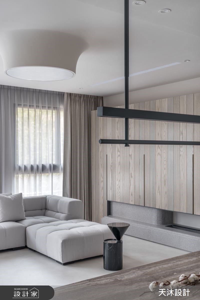 解構主義破解中古屋破碎格局！訂製中島長桌串連公領域，無接縫塗料、木...