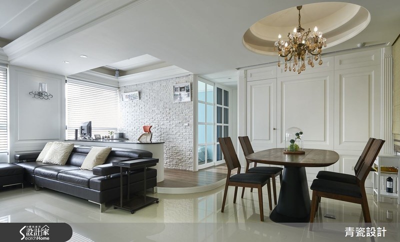 優雅美式旋律 彈奏一家 3 口的新古典樂章