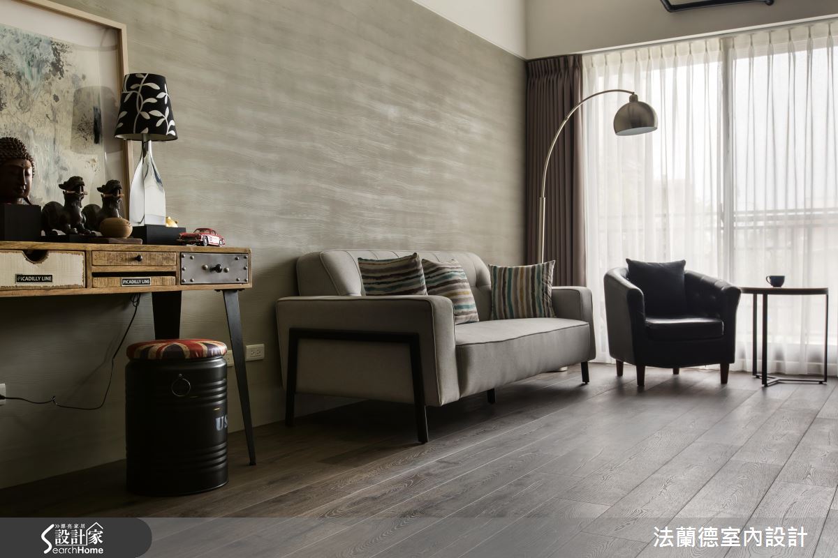 工作+起居一次到位！大開眼界的 22 坪 Loft 居家