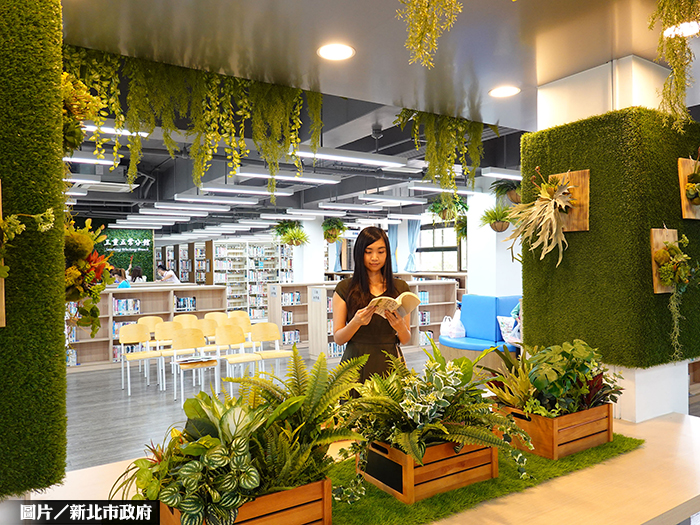 老屋改頭換面 三重「植感圖書館」開幕