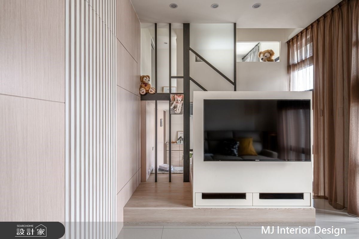 我的家就像一塊撒上糖霜的千層酥 錯落有致的溫潤木質混搭宅