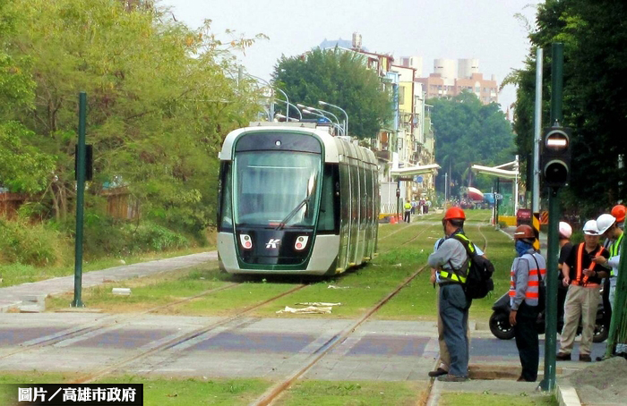 高雄輕軌2階工程 進度達47%