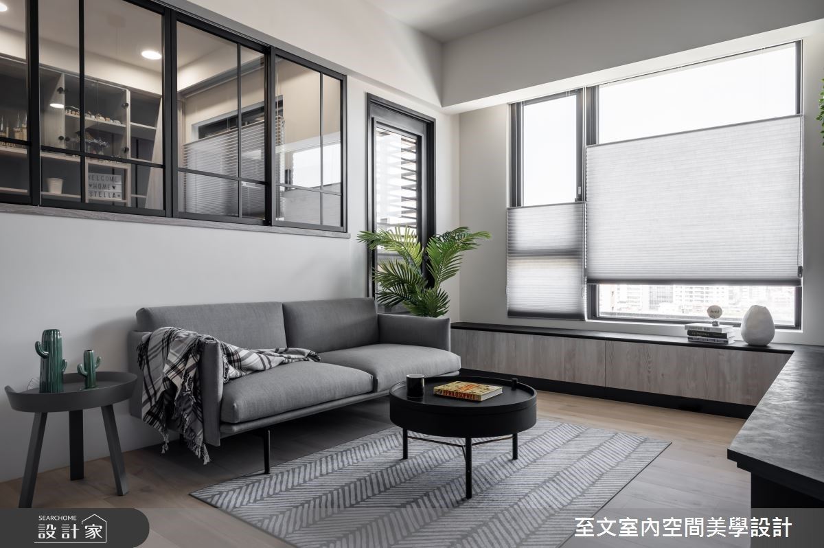 一個人的清新簡約北歐風，光感透明系 11 坪單身女子公寓