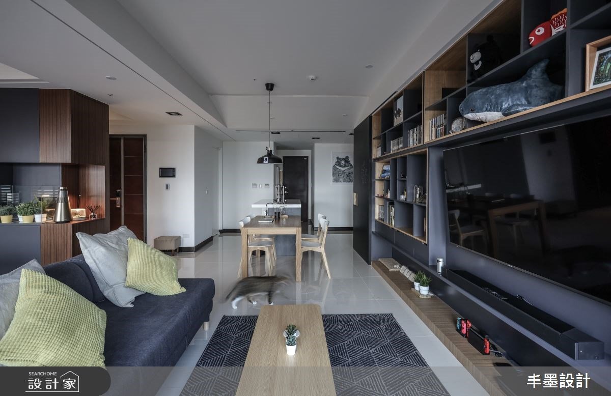 一次滿足人與貓的電視牆設計！35坪文青寵物宅，實現啜飲咖啡、摸貓放空...