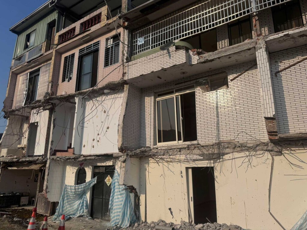 獨家》危樓紅單拆除，建築師不捨助災民重建