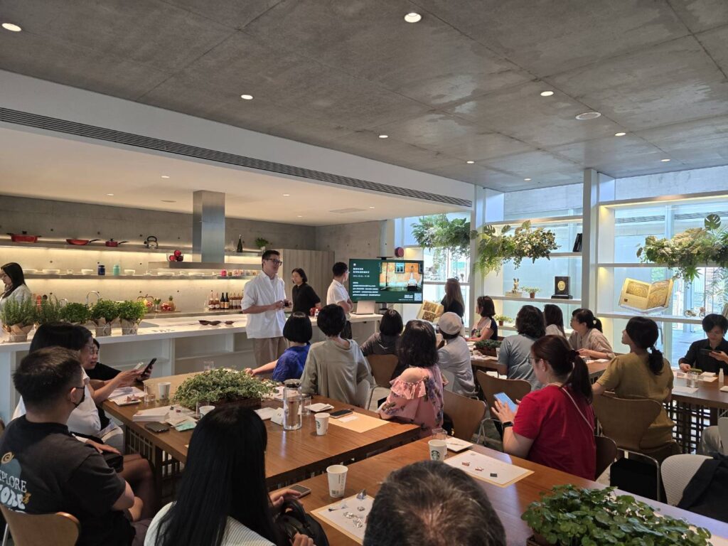 學學跨足中台灣房地產　接待中心棄商從藝　跨區辦已購客大年會