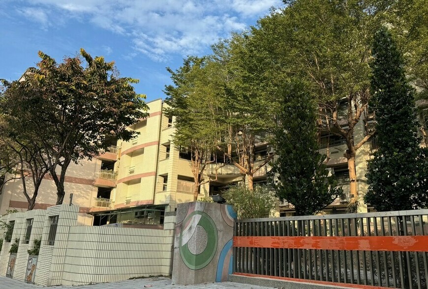台北市22所額滿國中名單出爐！這兩區「全軍覆沒」，家長擠破頭只為卡位...