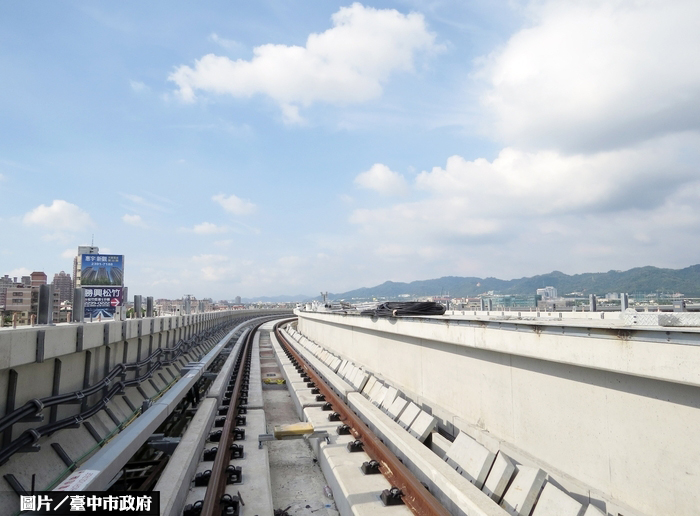 中捷綠線鋪設完成  預計7月試車