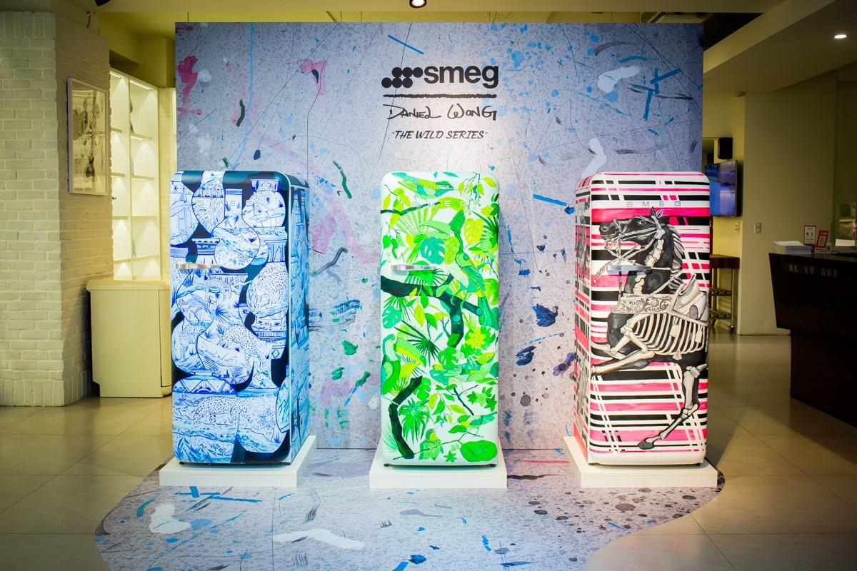 經典復古冰箱換上奔放狂野新裝！Smeg 義大利美學家電遇上印花圖騰設計師...