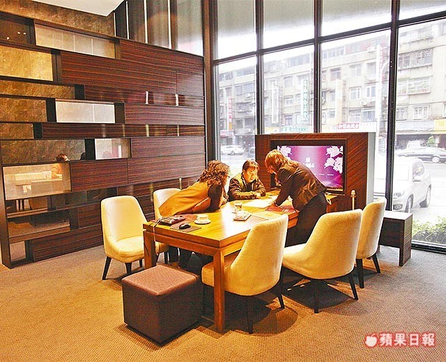 北台房市慘 連14月衰退