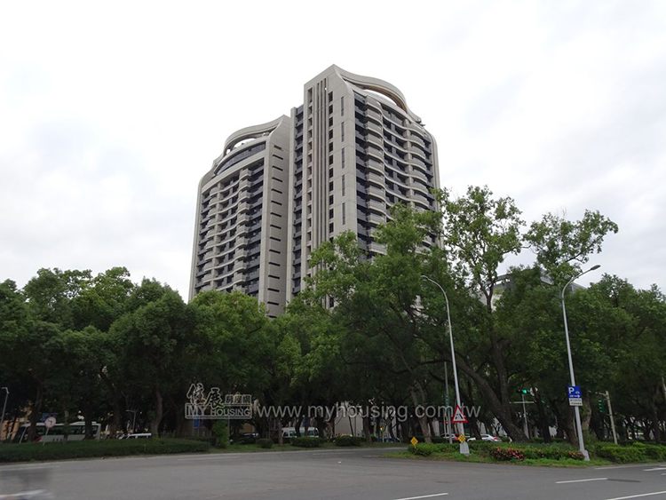 華固名鑄新交易 站穩單價200萬俱樂部