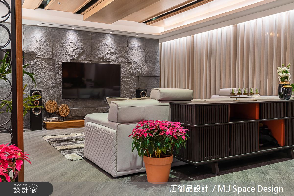 好客屋主的度假宅範本！飯店風客房 X 家庭式劇院 X 休閒大露臺！