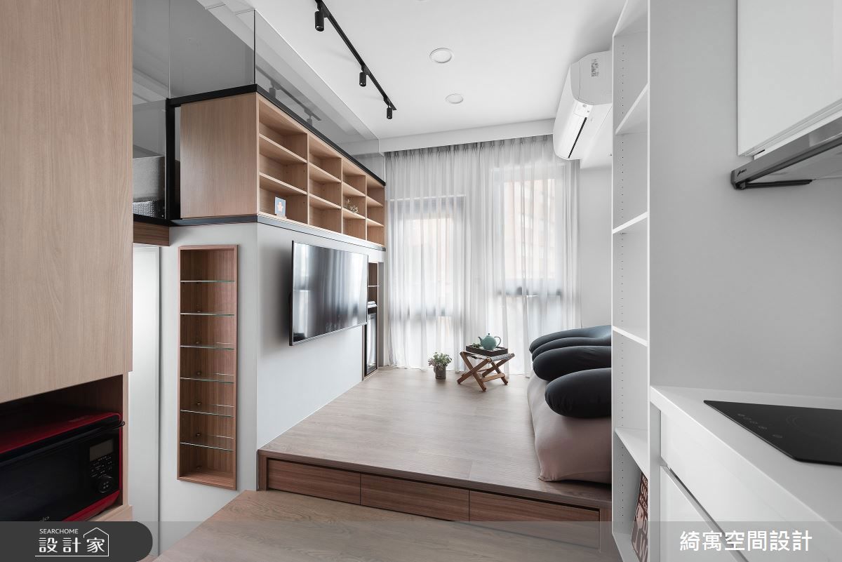 7 坪袖珍宅極限挑戰！零壓迫神設計，樓梯藏玄機，小宅竟有超大收納術！