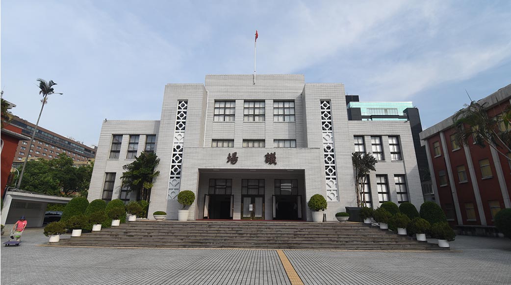 這是法律案還是預算案？