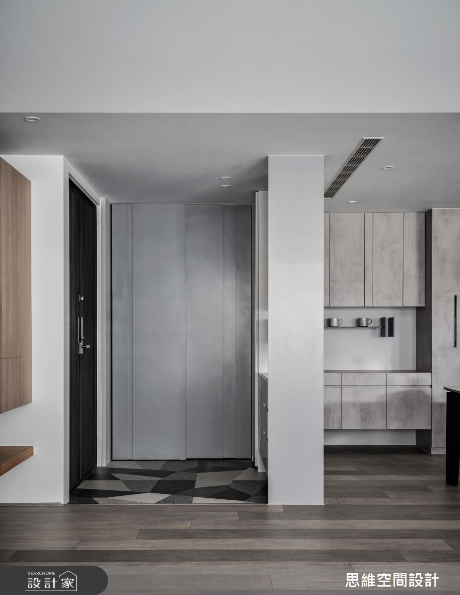 冷色系配上暖木皮！居家空間現代又有型