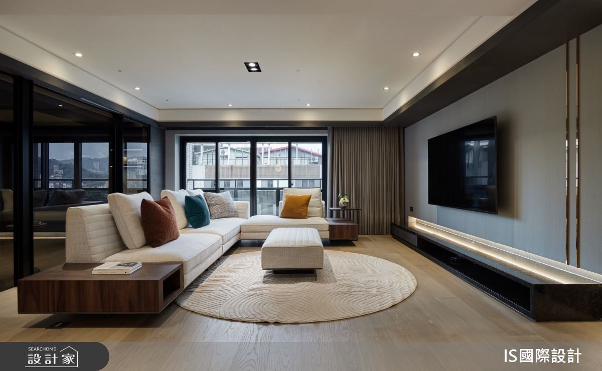 41 年老屋翻新實踐精緻生活！預算內臻享高質感設計，巧解扇形格局難題