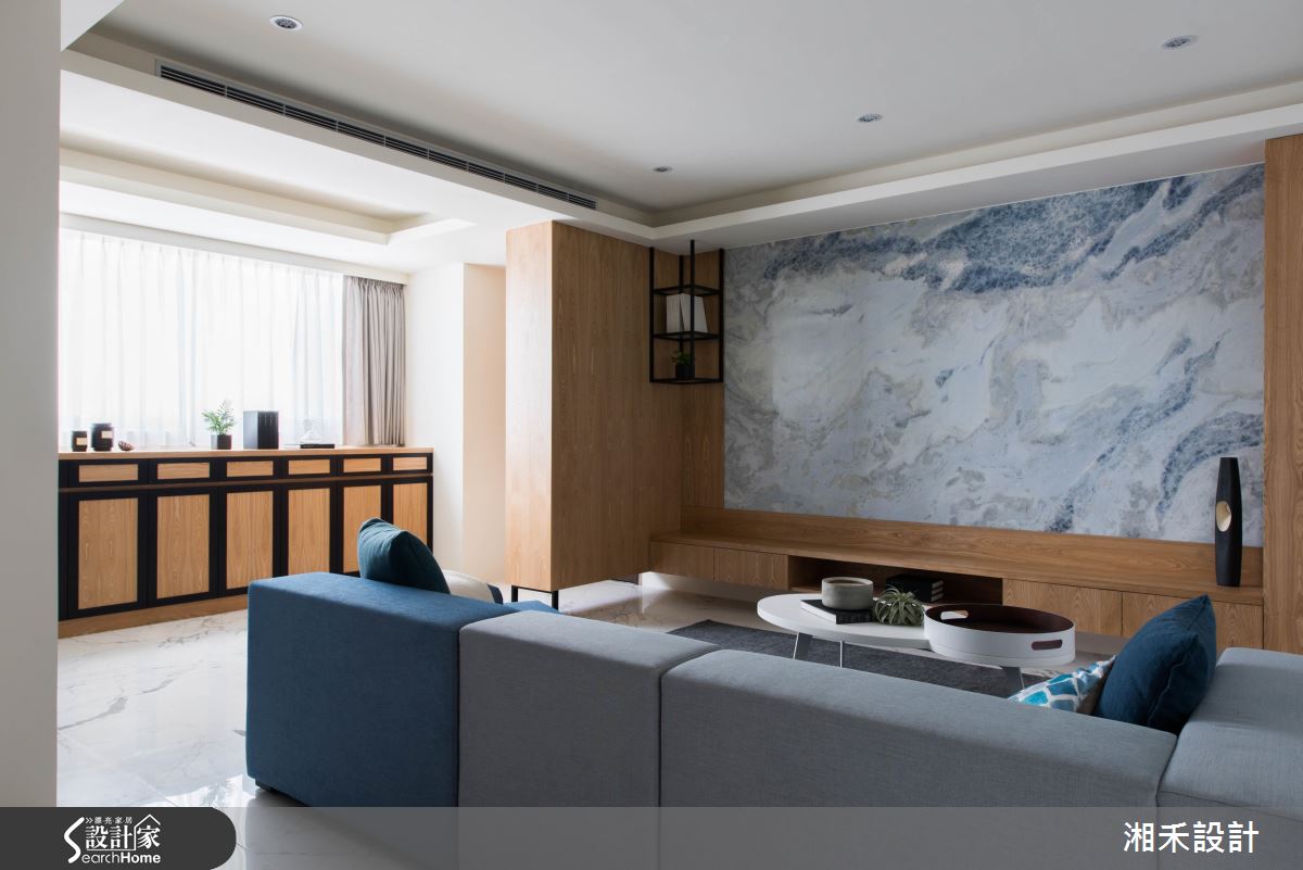 就用多層次穿搭，打造我們的 30 坪藍色品味！