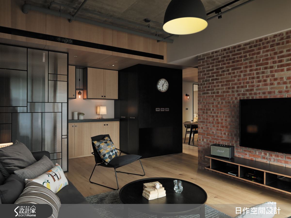 35 坪復古手感 Loft 宅  演繹出眾的家居品味