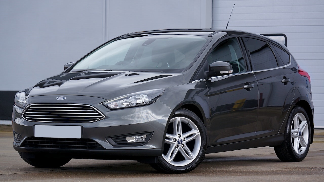 車有房相親被打槍 她氣炸！ 32K作業員嫌：薪不到7萬怎麼過日子