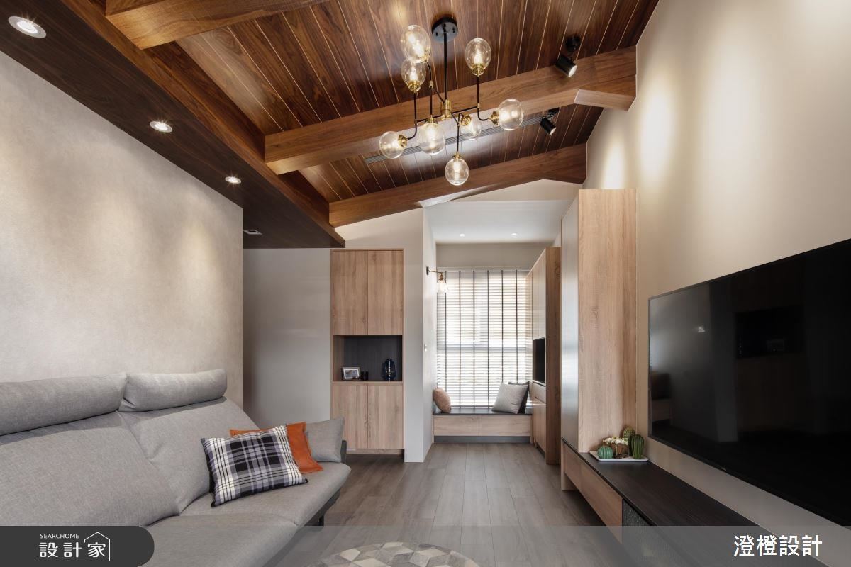 臥榻式隱形書房、日式洋房斜屋頂！21坪展開清新好生活