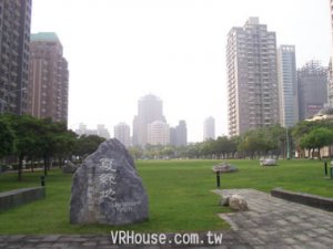 台中7期明星學區 學生家長急卡位