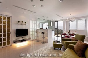 充滿陽光灑落的綠灣居