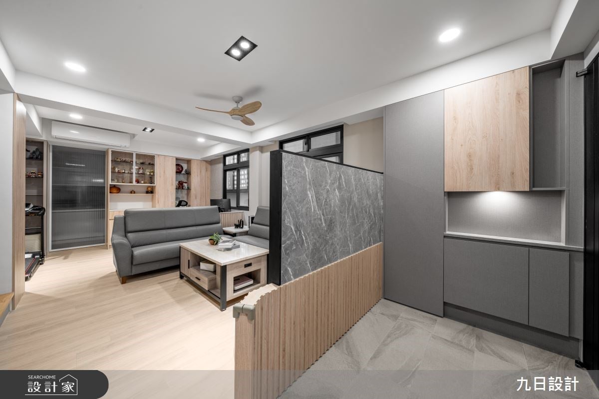 老透天從裡到外全面翻新升級，高級灰X溫潤木質調鋪陳，整條街道我家最吸睛