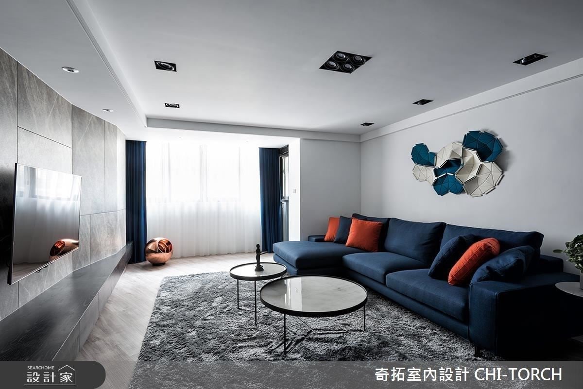 大齡老屋重返風華！重塑格局贈予夢想書房、強大收納與寬敞客廳