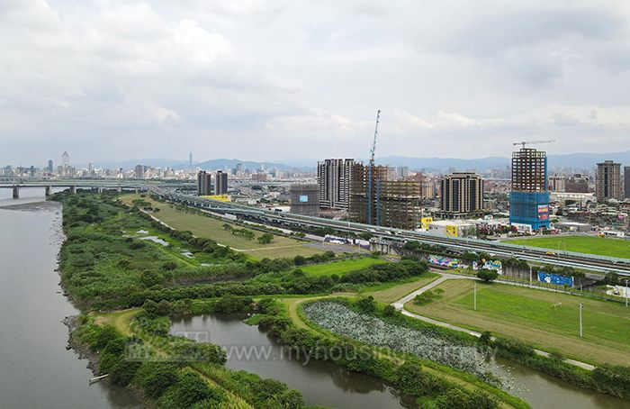 板橋區光仁段 開辦三圖套疊作業