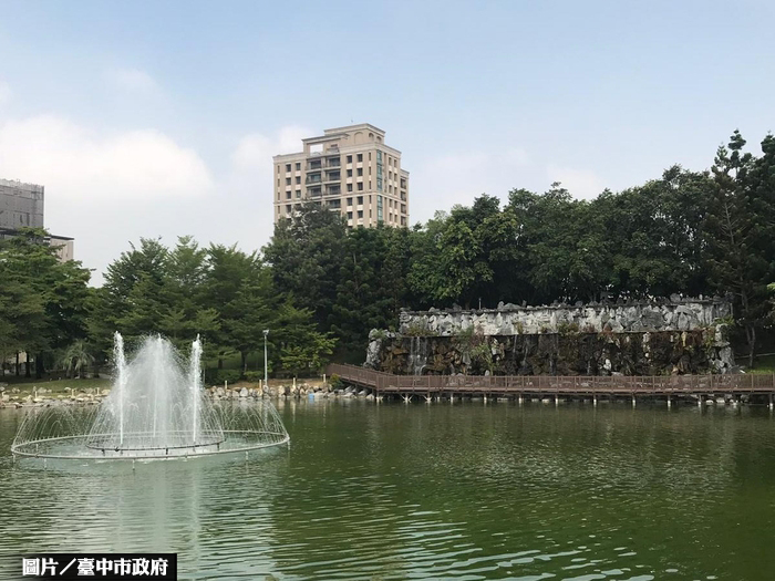 豐樂公園清淤完成 將打造水舞湖岸