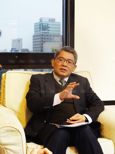 花敬群：囤房稅恐反讓租金上漲