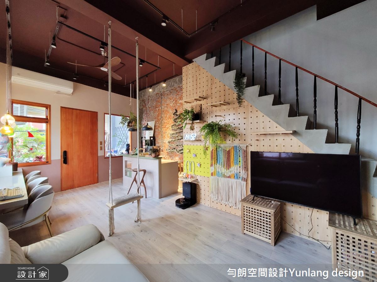 40坪老屋重拾兒時回憶！工業風混搭現代、鄉村風，創造溫馨滿溢的工作室...