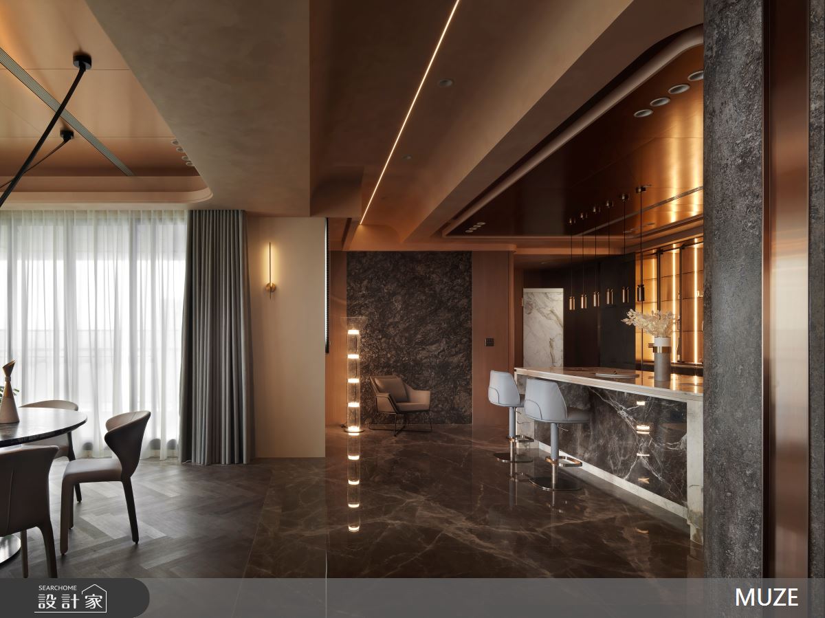 奢石訂製獨一無二的現代風豪邸！開闊廳區、品酒Mini Bar盡享生活的微醺時刻