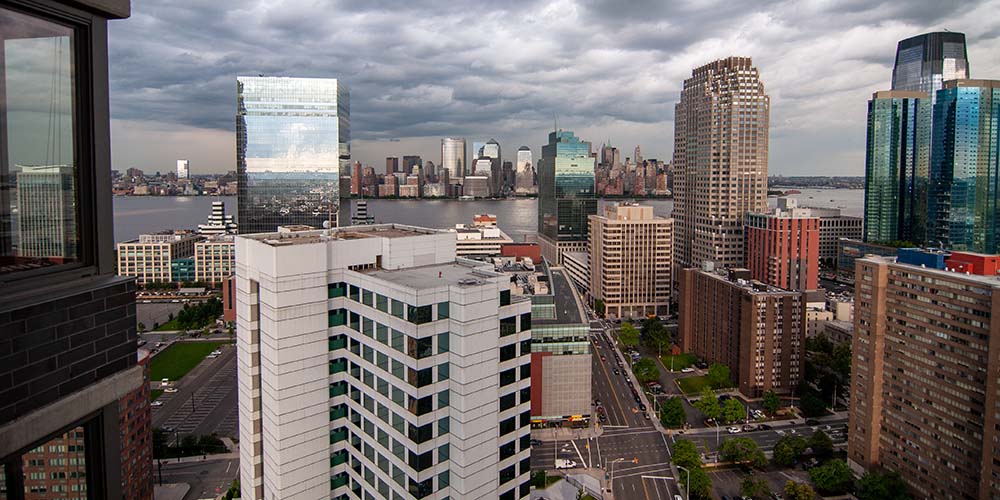 美房市10月熱 房價漲幅逾6年新高