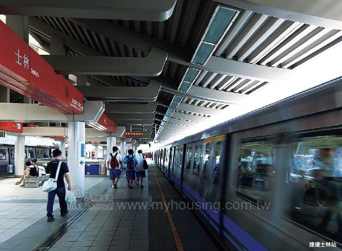 富人區板塊位移士林 這建案金光閃閃