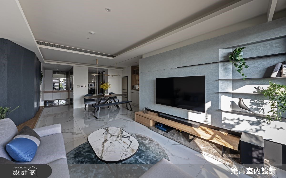 4人小家庭串聯客餐廳、貓屋，寬敞空間實現好住的木質現代風