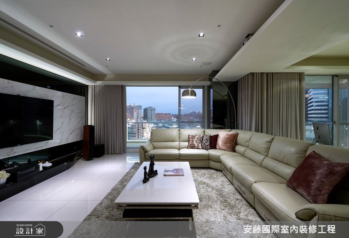 黑白控必看！高收納現代風大宅的時尚大秀