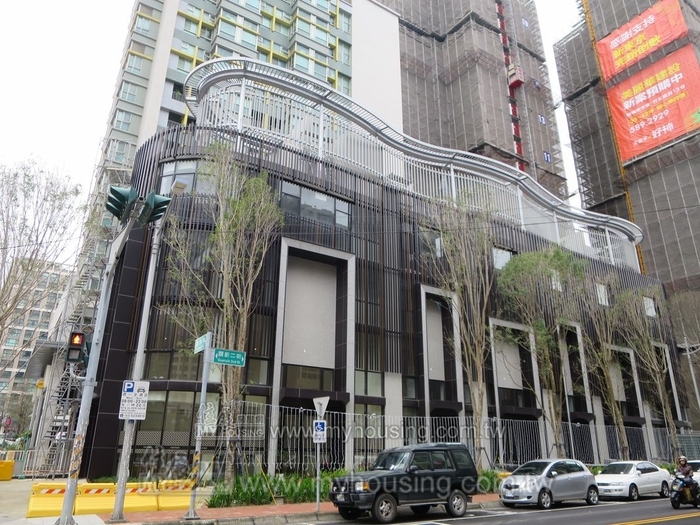 新竹關埔 億元店面再現