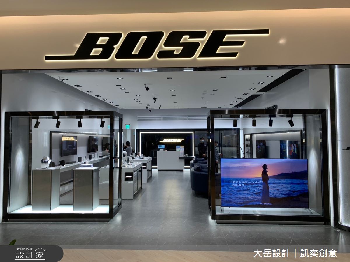 透過室內設計讓精品更精品!黑與白創造時髦音響展售空間