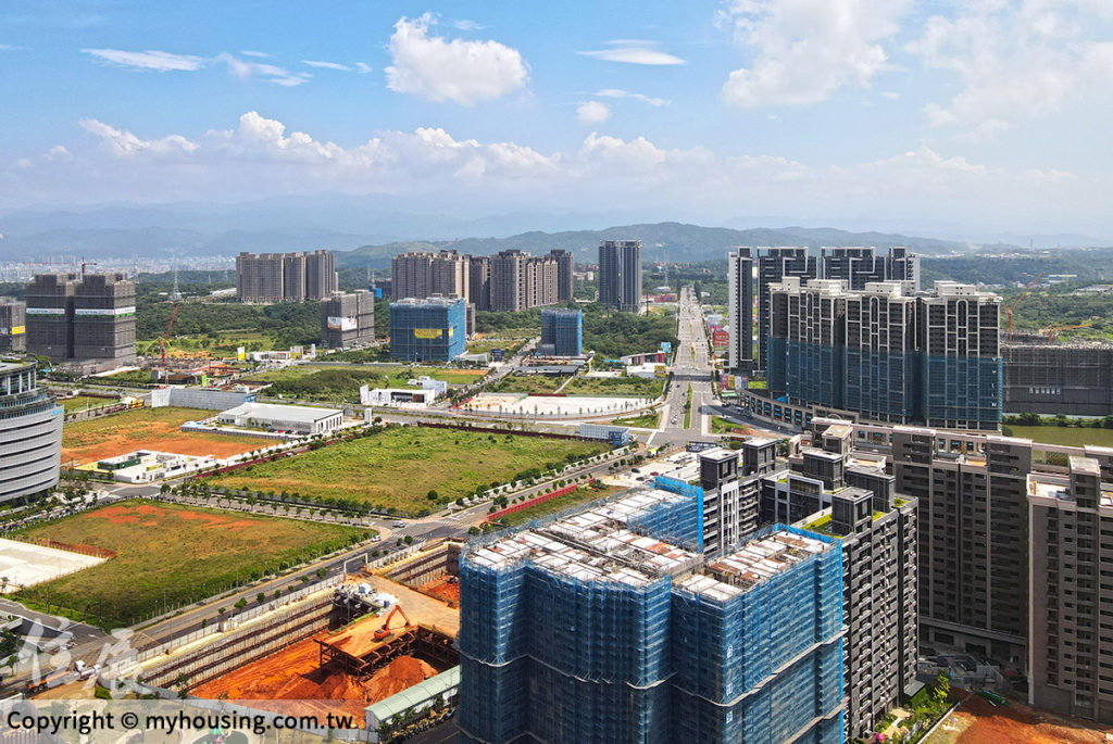 幫小孩超前部署「買房還是準備頭期款？」 網：買「這款」穩定收租