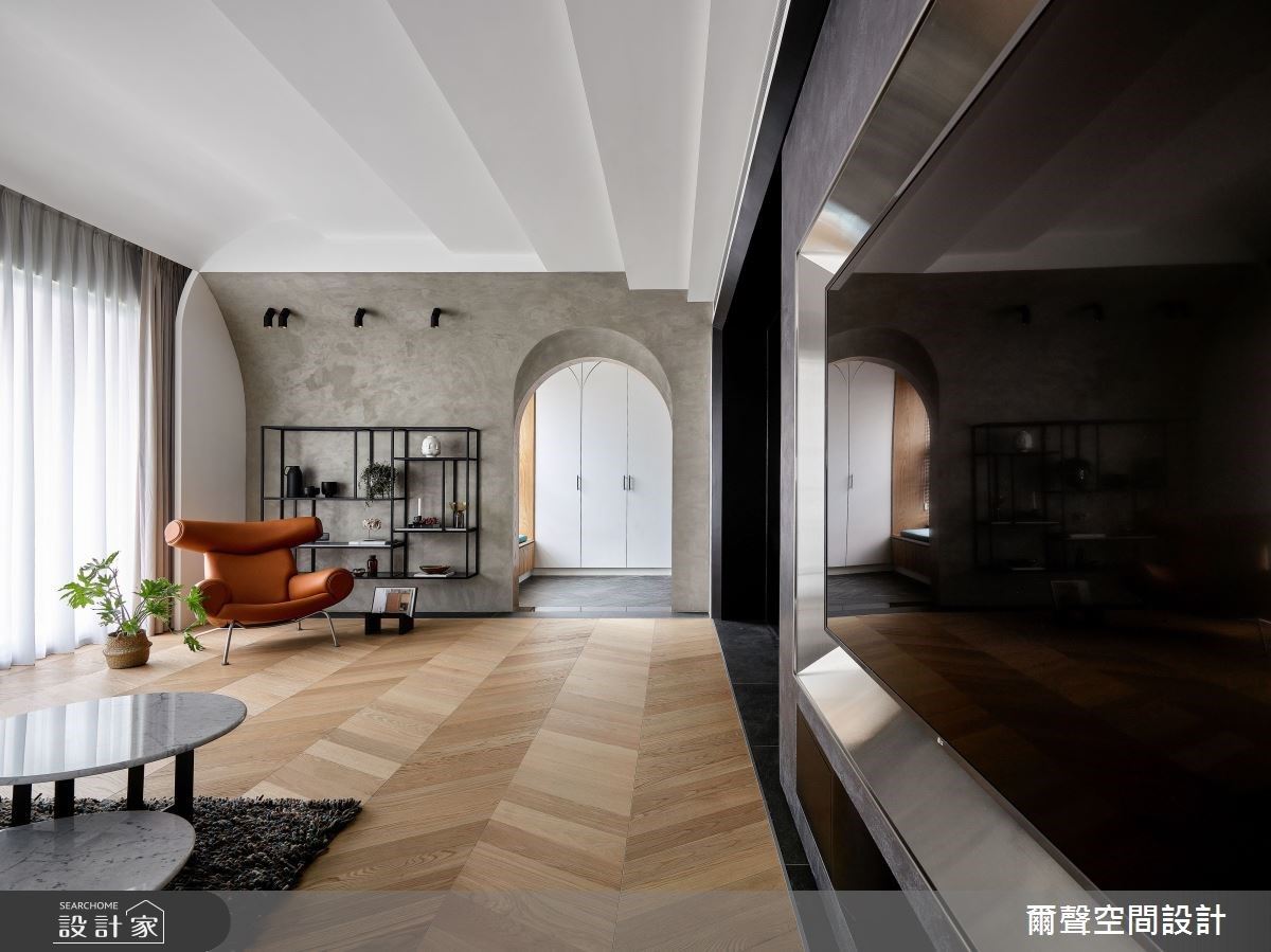 從毛胚屋到光影對比的女子宅邸！玄關拱門、梯形電視牆串聯豪宅的起承轉合