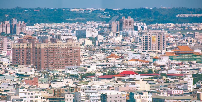 高雄房市熱 The One豪宅每坪開價50到70萬元